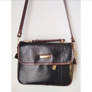 Mondani shoulder bag